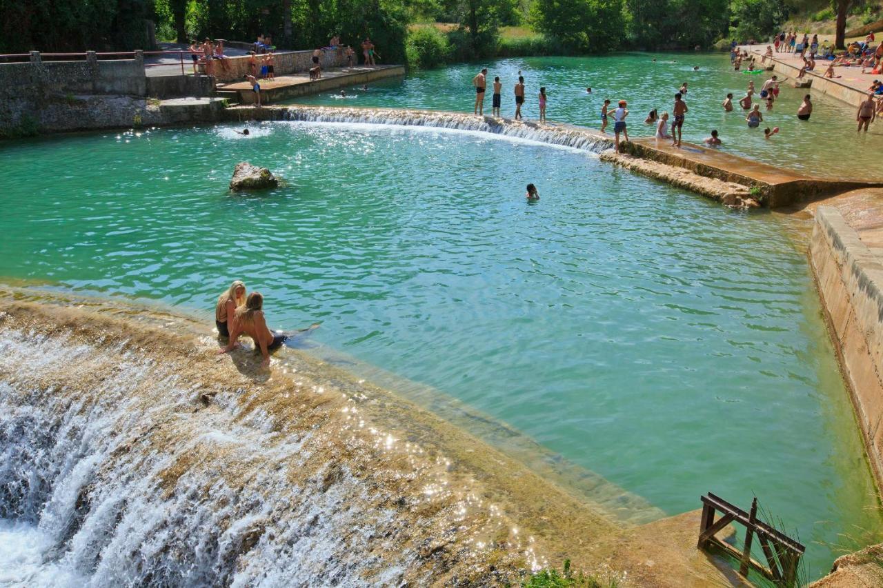 Maison De Village Aux Portes Du Verdon ซาแลนส์ ภายนอก รูปภาพ
